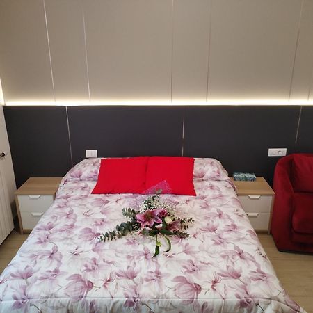 Arcobaleno Rooms Mestre-Venezia Esterno foto