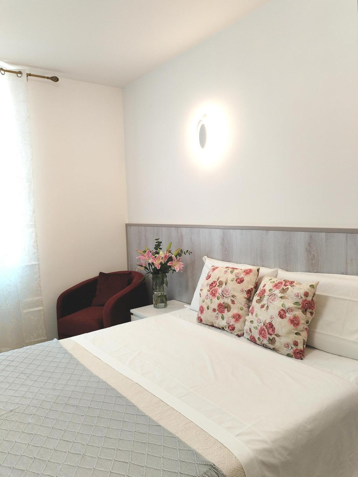 Arcobaleno Rooms Mestre-Venezia Esterno foto